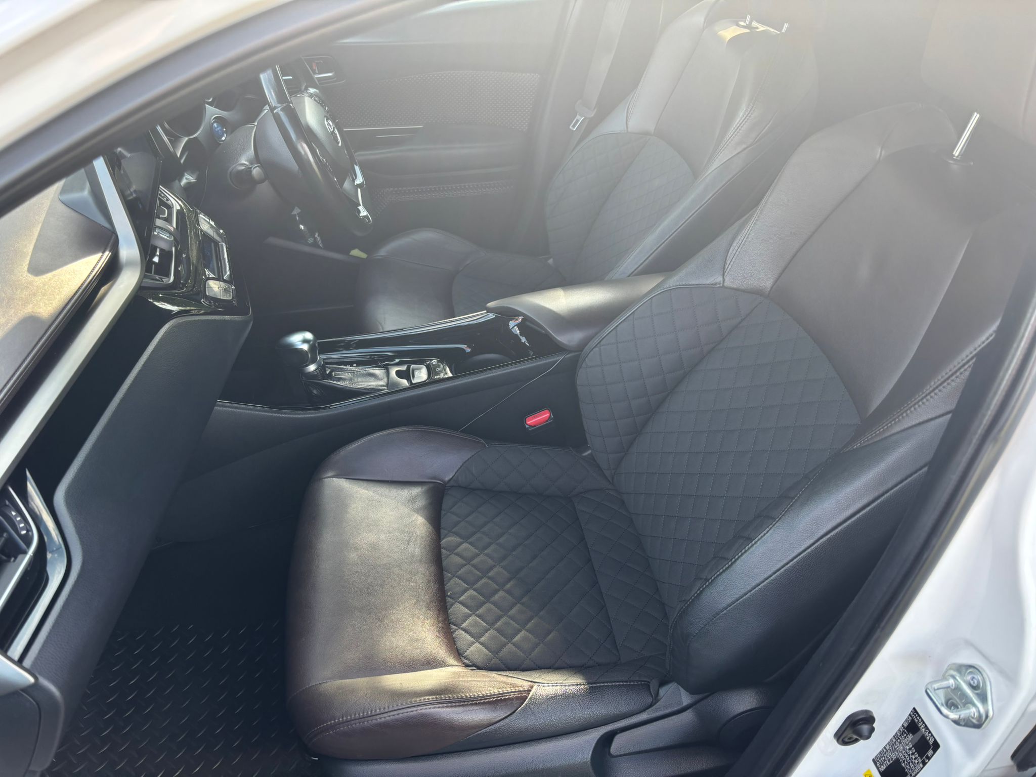 Toyota C-HR 1.8VVT-h Brothers Car Sales 